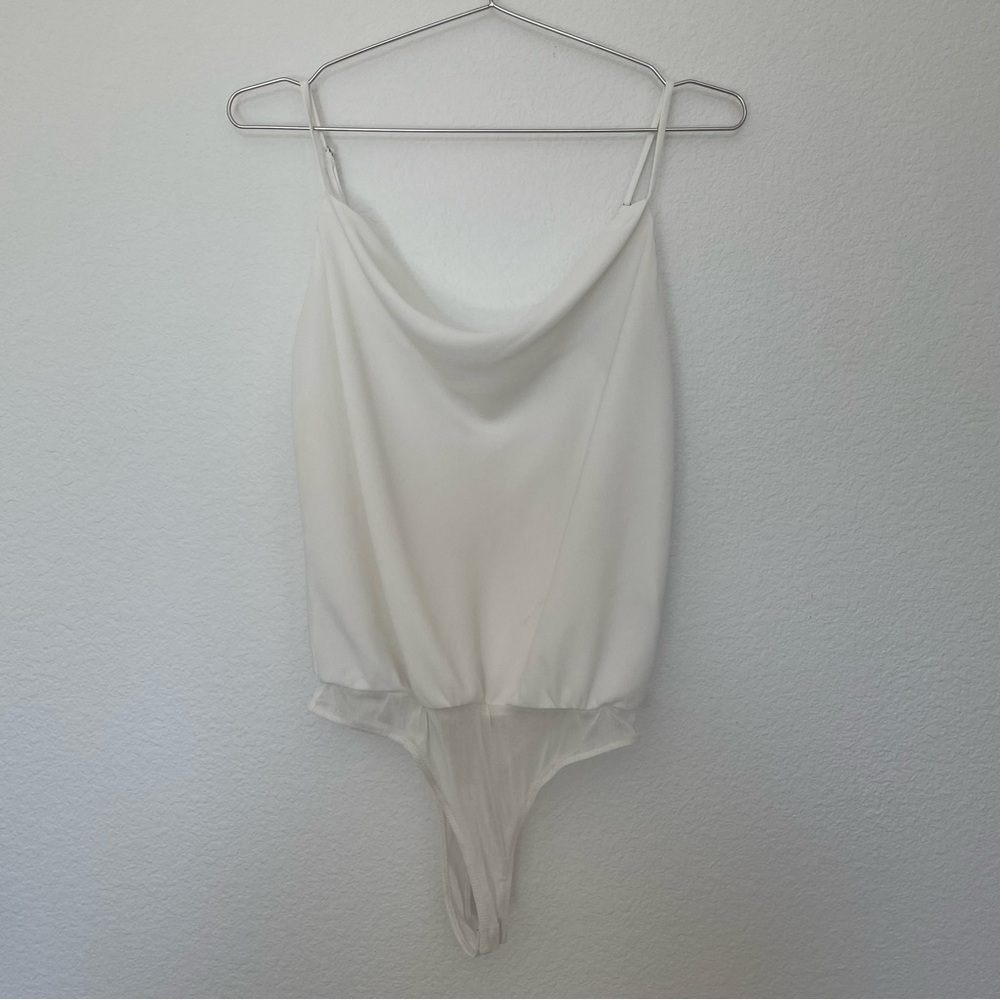 ASTR The Label White Cowl Neck Bodysuit Size Small